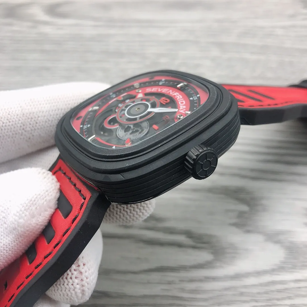 【Authentic Tmall】💰1640! Seven Friday-Seven Friday men's watch P6B/03. P6B/06 shipped! The design is inspired by racing cars. It is very handsome. The strap is specially made. It is different from the ones made by external manufacturers. Most of them on the market do not have the thickness of genuine products and the colors are not right. Supports Apple, Android, NFC, and super luminous display.